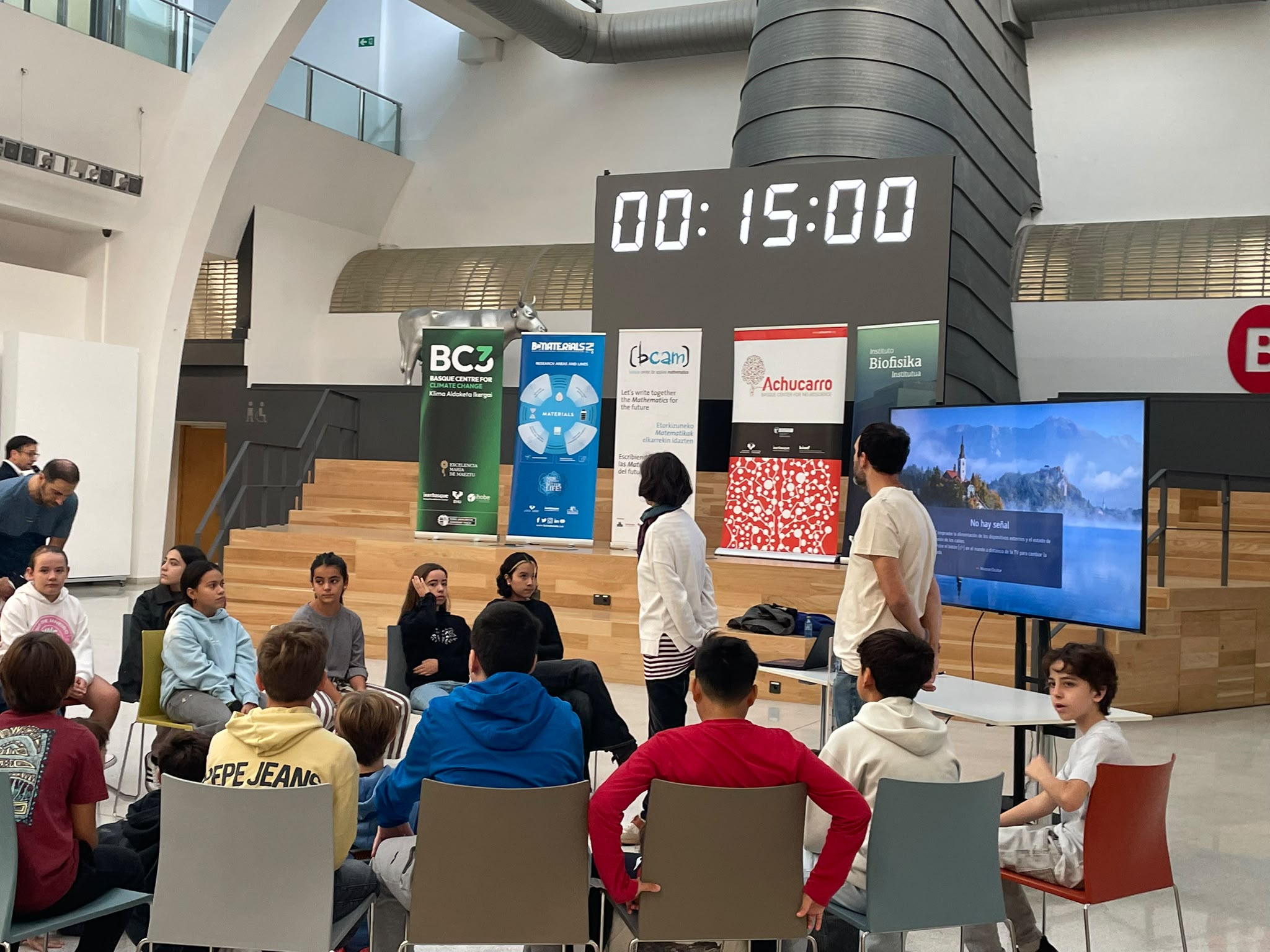 The Instituto Biofisika brings science to more than 250 schoolchildren in a new edition of BeZientzia